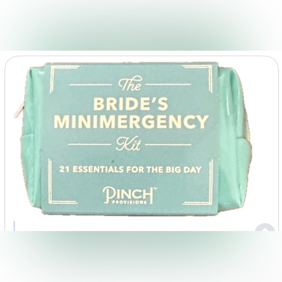 Accessories - Pinch Provisions Bride's Minimergency Kit